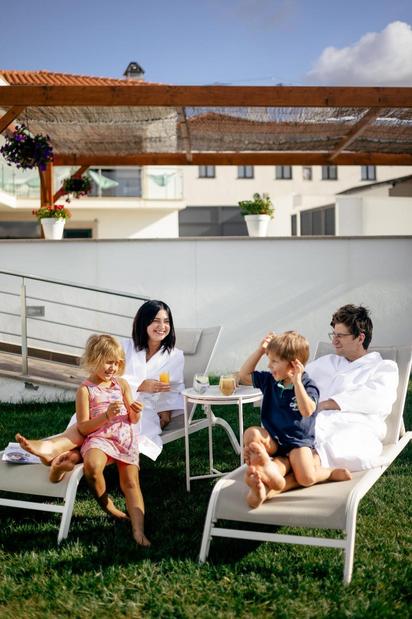 Sao Pedro de Alva Jasmine Hotel מראה חיצוני תמונה